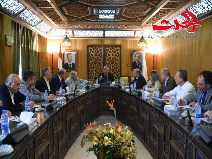 البرازي يبحث مع غرف التجارة البدء بإقامة مهرجانات التسوق قبل العيد