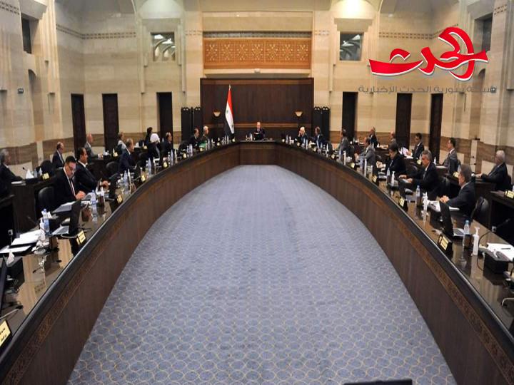مجلس الوزراء: سلفتين ماليتين لتوريد الشاي والرز للسورية للتجارة ورصد الاعتمادات اللازمة لتحسين متممات الرواتب للعمال 
