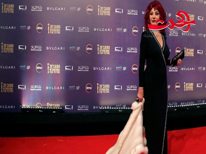 نبيلة عبيد تشارك أسرار حياتها مع جمهورها في كتاب جديد