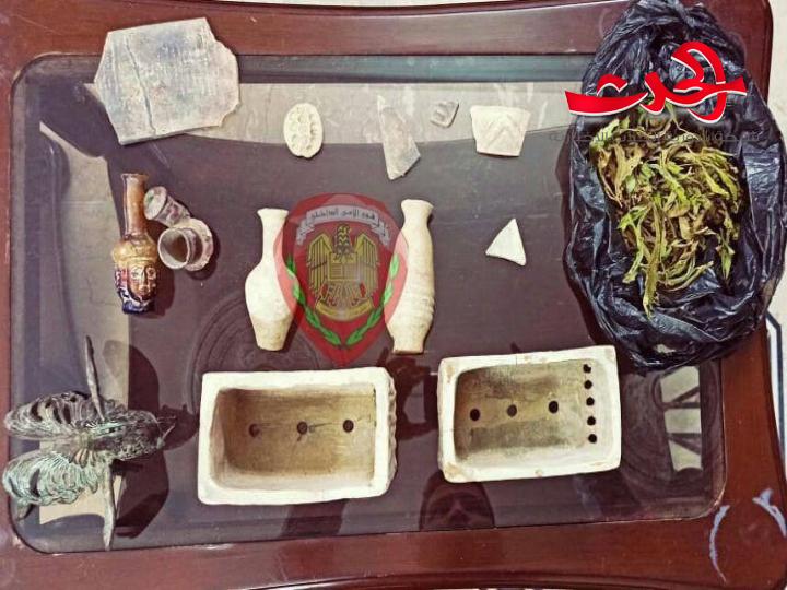 في حماة.. إلقاء القبض على شخص بحوزته قطع أثرية.