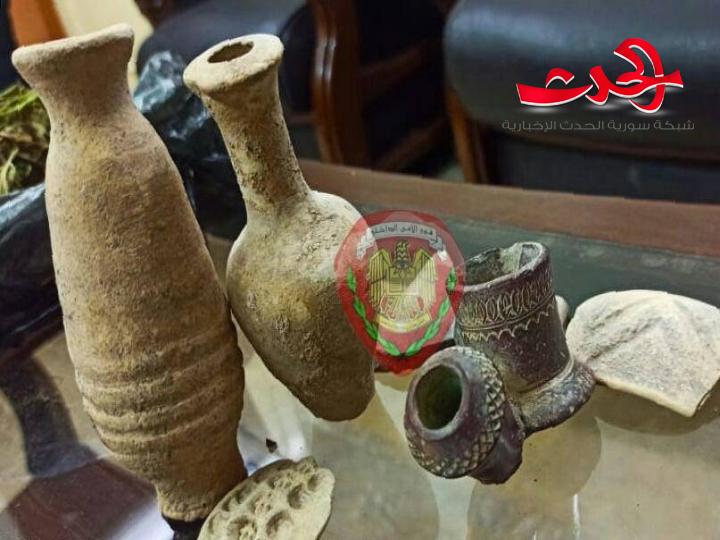 في حماة.. إلقاء القبض على شخص بحوزته قطع أثرية.