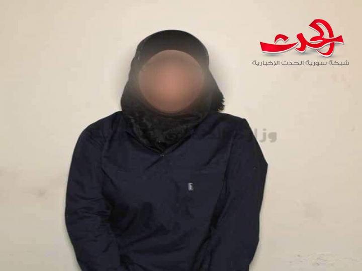 شرطة المزة الشرقية تلقي القبض على أم تعذب طفلها اشد انواع التعذيب