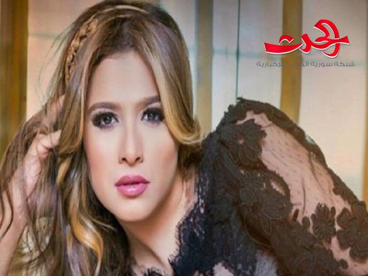ياسمين عبد العزيز تدحض شائعات خلافها مع زوجها بفيديو مدته 3 ثواني