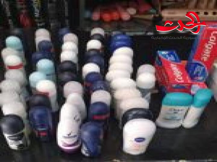 ضبط كميات من القمح في مركز تجهيز خلطات علفية بريف حمص