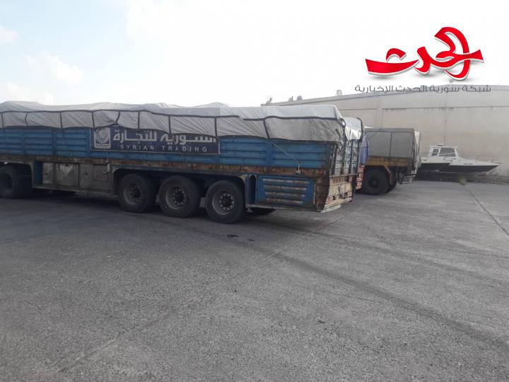 ارز البطاقة الذكية يصل إلى صالات السورية للتجارة لتوزيعه على مستحقيه