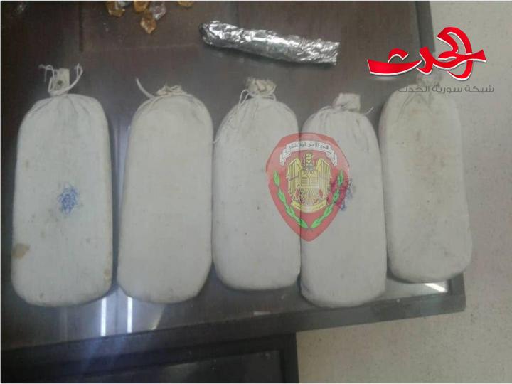 في طرطوس.. القبض على شخصين من مروجي المخدرات ويضبط مواد مخدرة ويصادر مبالغ مالية ومواد مهربة