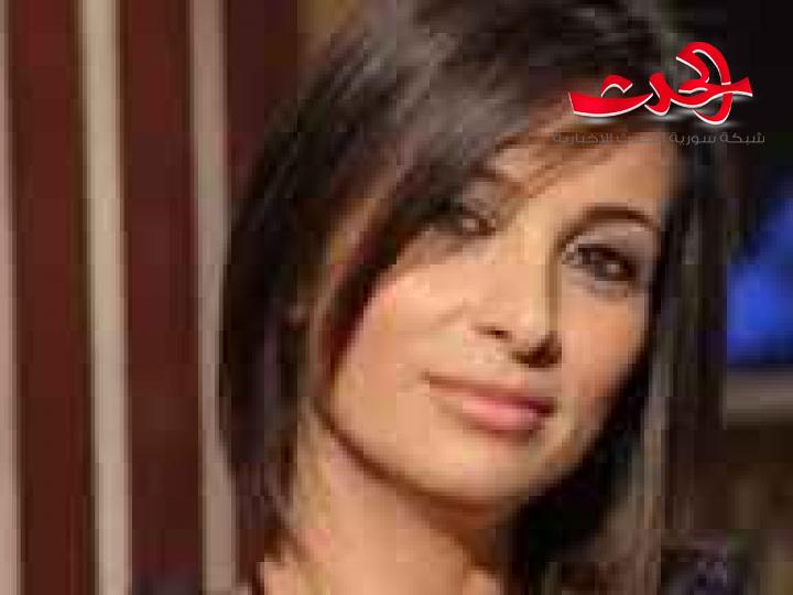 فرح بسيسو تكشف اسباب خلافاتها مع شقيقتها ومع شكران مرتجى