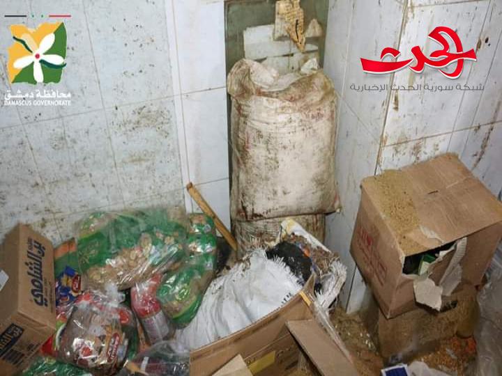 إغلاق مستودع مواد غذائية ومخالفة محال تجارية 