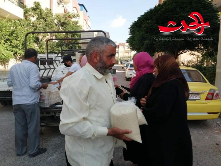 درعا اول منطقة بسورية توصل المواد التموينية لمنزل المواطن