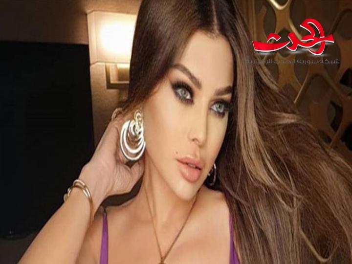 صورة لوالدة هيفا وهبي تُشعل الانترنت.. أناقة وجمال ظاهر