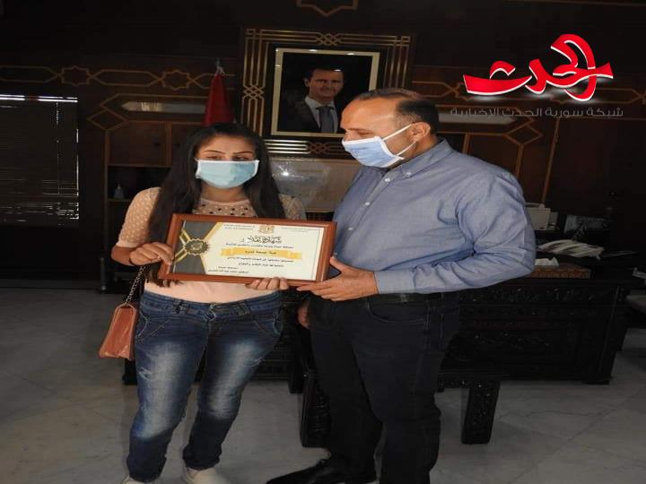 في حماة.. تكريم جرحى الحرب لتفوقهم في شهادة التعليم الاساسي 