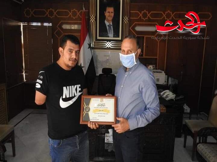 في حماة.. تكريم جرحى الحرب لتفوقهم في شهادة التعليم الاساسي 