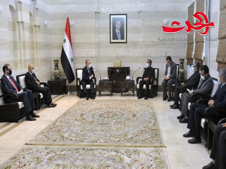 تعزيز علاقات التعاون في مجالات البنى التحتية والإسكان بين سورية وإيران خلال لقاء المهندس عرنوس مع معاون وزير الدفاع الإيراني