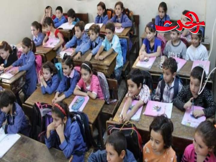 مدارس سلمية لا تقوى على التصدي لكورونا.. الاهالي: القمل لم يسيطروا عليه كيف بكورونا؟