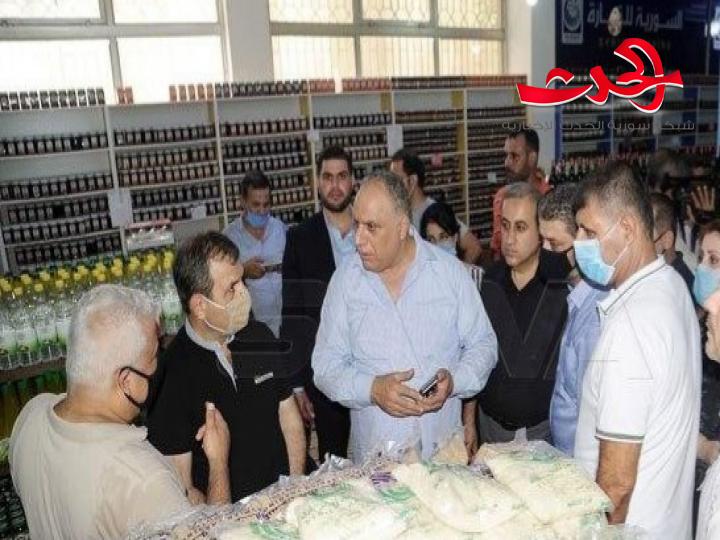 الوزير البرازي يطلع على آلية العمل في مطحنة الساحل