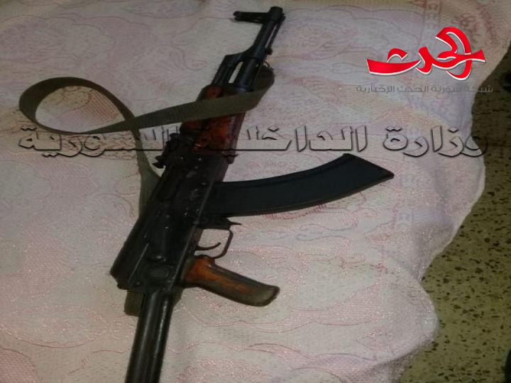 القبض على اشخاص مطلوبين بسيارات مسروقة