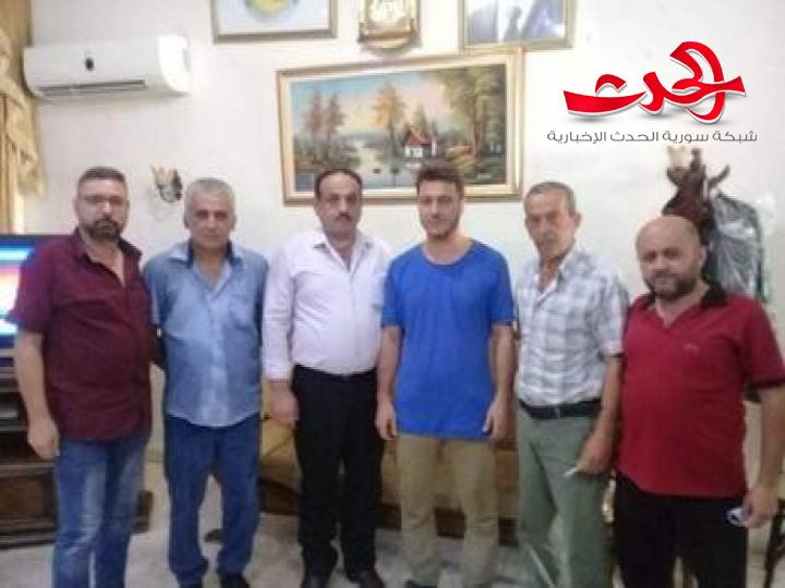 بعد سجنه ثلاثة أيام وتدخل الوزراء.. الافراج عن الصحفي كنان وقاف