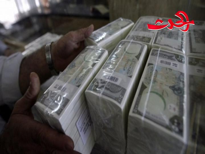 العكام: قرار استئناف القروض سلاح ذو حدّين