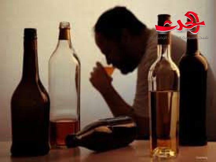 قتل شقيقه .. بسبب زجاجة الخمر 