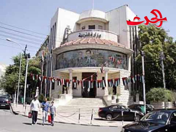 التربية تنفي وجود إصابات كورونا في مدارس ريف دمشق