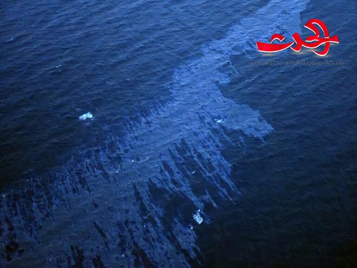 السعودية تبلغ الأمم المتحدة برصد بقعة نفطية قرب خزان "صافر" العائم