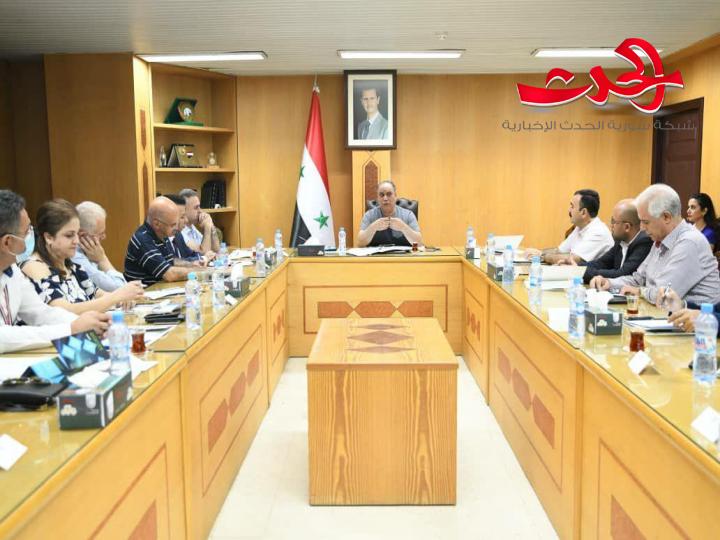 البرازي يبحث مع اللجنة التحضيرية لمعرض الباسل التحضيرات الواجب اتخاذها
