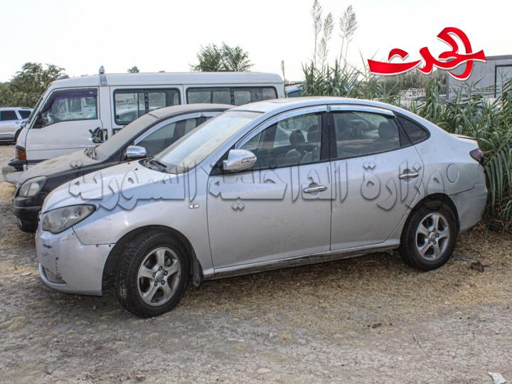 تسبب بوفاة شخص ولاذ بالفرار وقسمي المباحث والتحقيق بفرع مرور دمشق يتمكنان من العثور على السيارة الصادمة وحجزها.