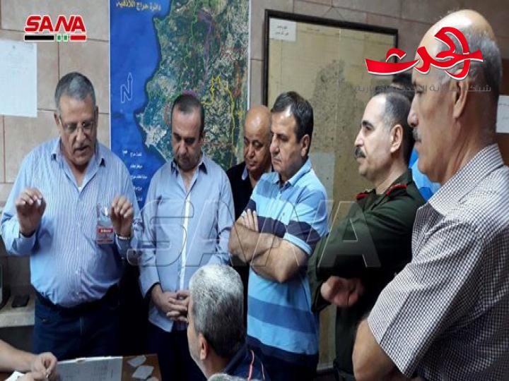 وزيرا الزراعة والإدارة المحلية يطلعان على آلية العمل في غرفة العمليات الخاصة بإخماد الحرائق باللاذقية