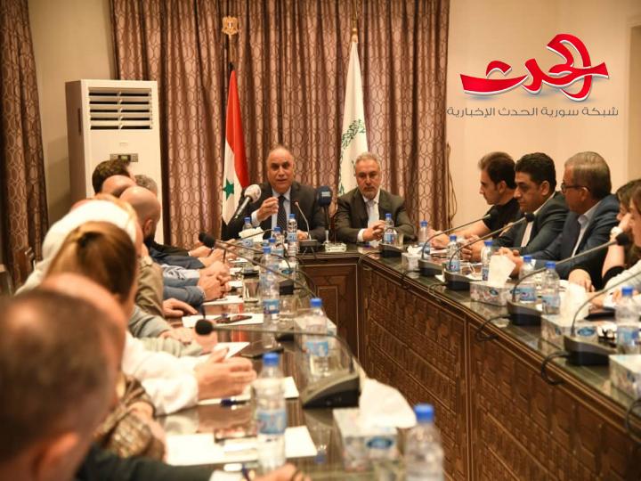 انطلاق حملة تبرعات وزارة التجارة الداخلية باتحاد غرف التجارة للاهالي المتضررين من الحرائق 
