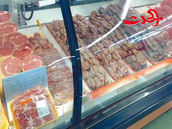 شكوك في صلاحية لحوم وألبان “مولات” حلب للاستهلاك البشري