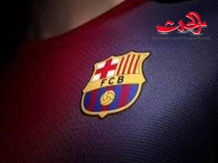 برشلونة يعلن تجديد عقود نجومه الأربعة دفعة واحدة