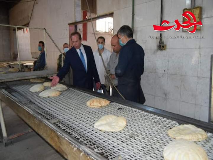 محافظ الحسكة يوجّه بتوقيف مدير فرع المخابز ومدير المخبز الأول بعد إعفائهما من مهامهما