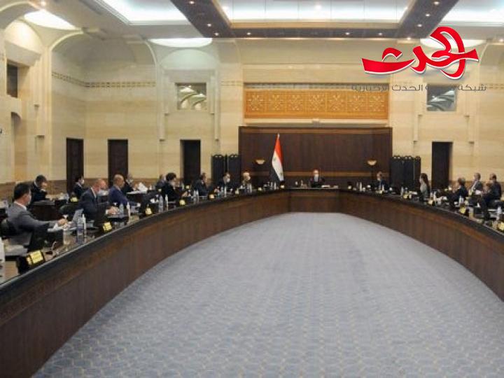 مجلس الوزراء يؤكد على اتخاذ أشد العقوبات القانونية بحق الأفران المخالفة بوزن ونوعية الخبز