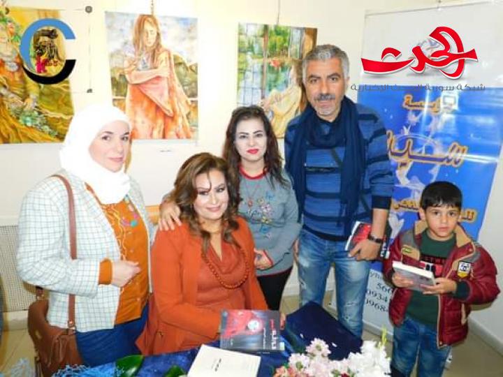 الكاتبة مجدولين الجرماني توقع روايتها الأولى في ثقافي أبي رمانة