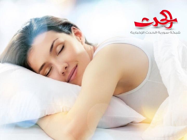 ما الذي تقوله وضعية نومك عنك؟