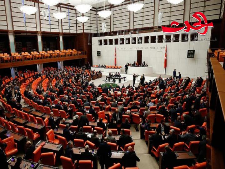 أنباء عن موافقة برلمان النظام التركي على إرسال جنود أتراك إلى أذربيجان