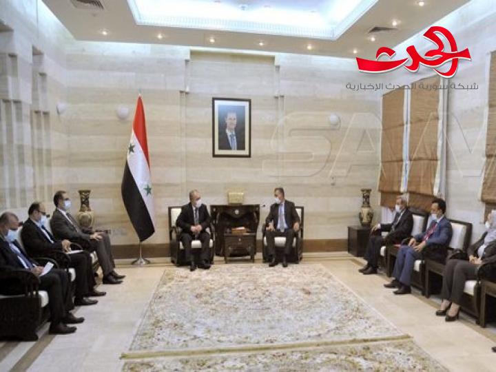 المهندس عرنوس: الحكومة تبذل جهودها لتأمين عودة الأهالي إلى ريف إدلب المحرر من الإرهاب