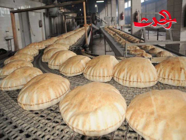 المدير العام للمخابز: الازدحام أمام منافذ بيع الخبز بدأ يتراجع