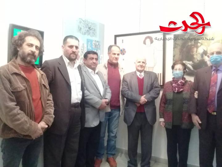 الفنان التشكيلي د.محمد غنوم مُكرّماً ضمن أيام الثقافة السورية في ثقافي أبي رمانة