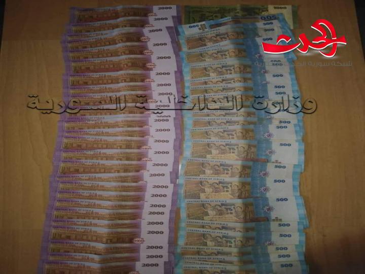 بالجرم المشهود.. القاء القبض على سارق في احد المستودعات بطرطوس