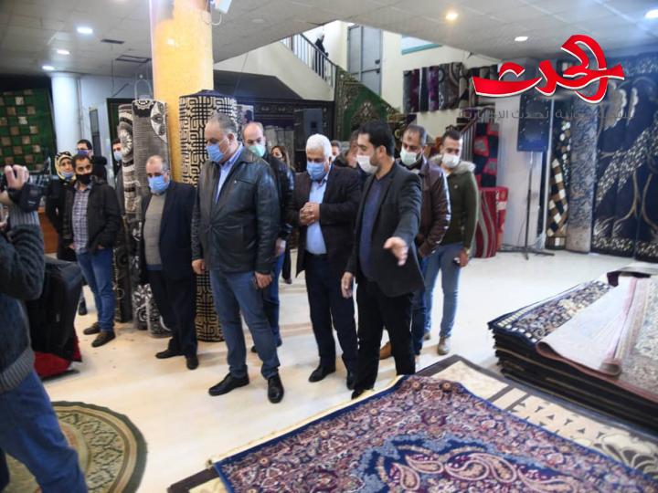 الوزير البرازي يفتتح معرض السجاد  بمجمع الامويين