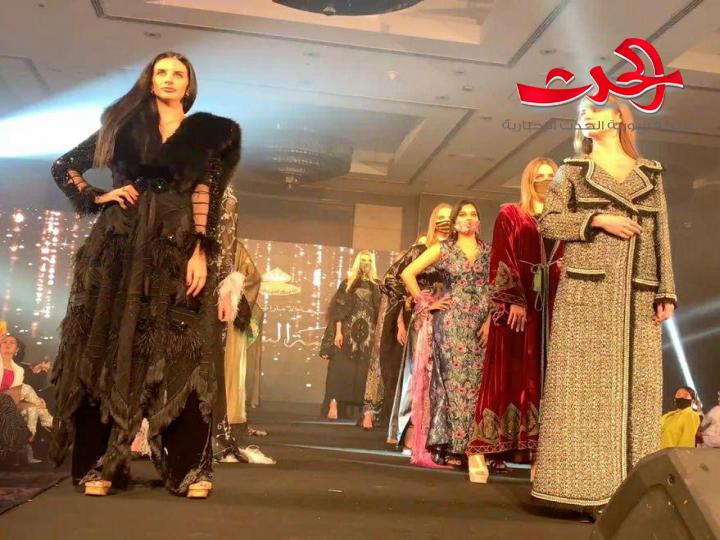 مصممة الازياء عائشة الشامسي .. تنافس ايطاليا والهند وألمانيا في آخر عروضها في دبي