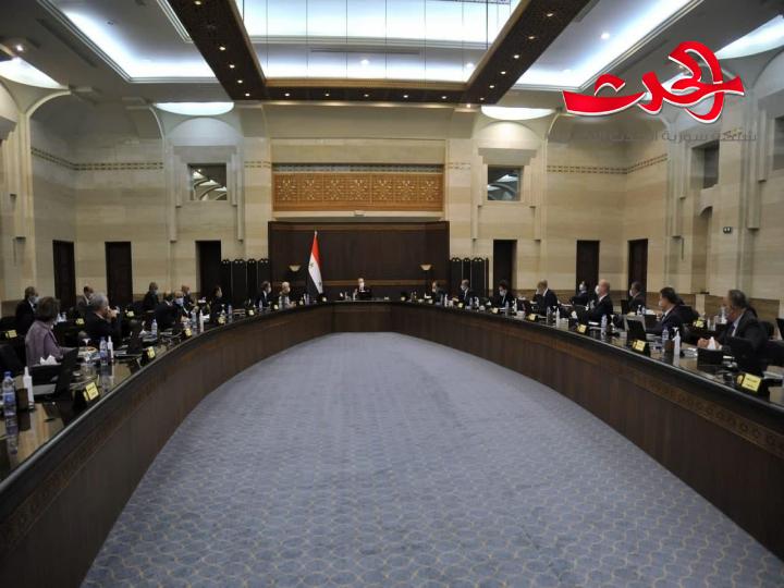 مجلس الوزراء يشدد على مراقبة الاسواق وضبطها وأمور عدة يناقشها 