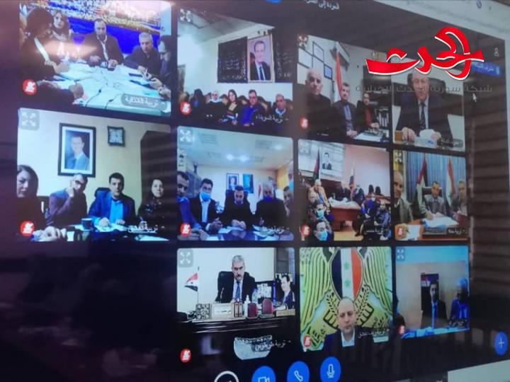 وزارة التربية تكرم معلميها الأقدم على راس عملهم في كل المحافظات