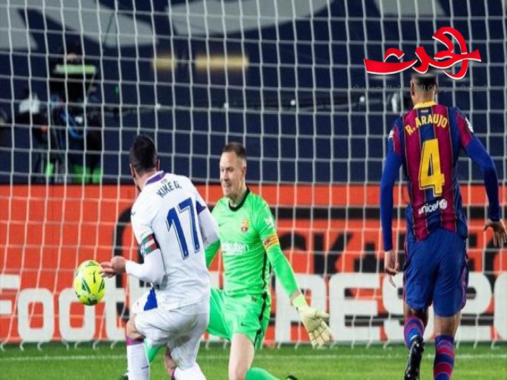 مع غياب ميسي.. برشلونة يتعادل مع ضيفه ايبار