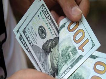 تقلبات في سعر صرف الدولار و اليورو في سورية 6/1/2020
