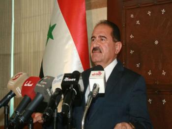 الوزير علي حمود : النقل أول وزارة طبقت نظام الدفع الالكتروني في مديرياتها