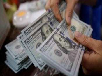 خميس : لا محسوبيات في تطبيق مرسوم تشديد العقوبة للمتعاملين بغير الليرة