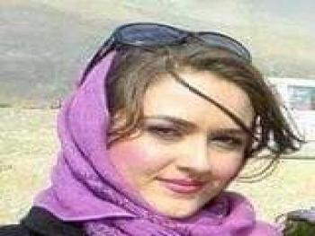 أحمر شفاهك بقلم الشاعرة هناء الغنيمي