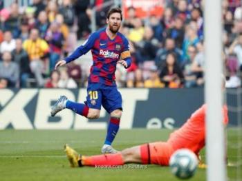 سوبر ميسي وسقوط ريال مدريد الابرز اليوم في الدوري الاسباني